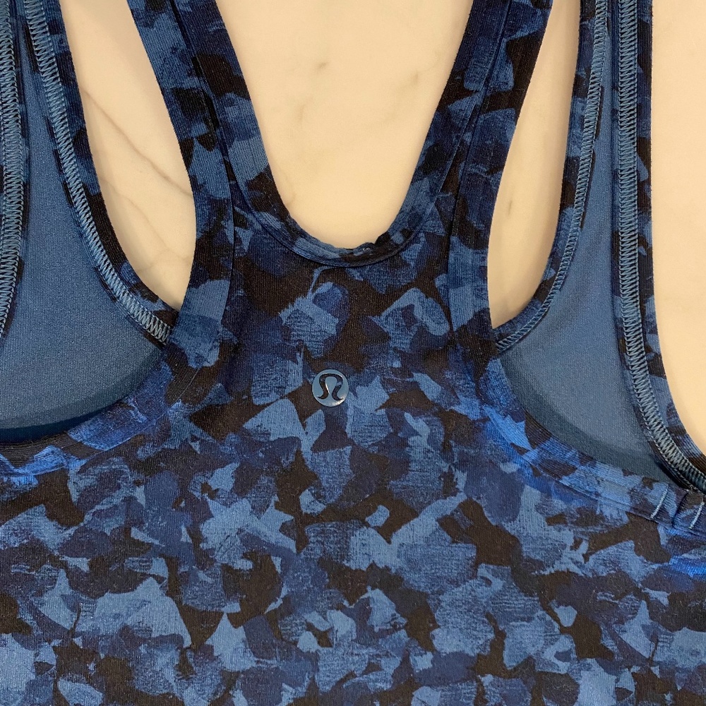 Lululemon Studio Racerback size 2 - Picture 4 of 4